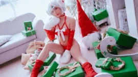 美少女性感圣诞内衣私房写真-绝对领域