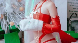 美少女性感圣诞内衣私房写真-绝对领域