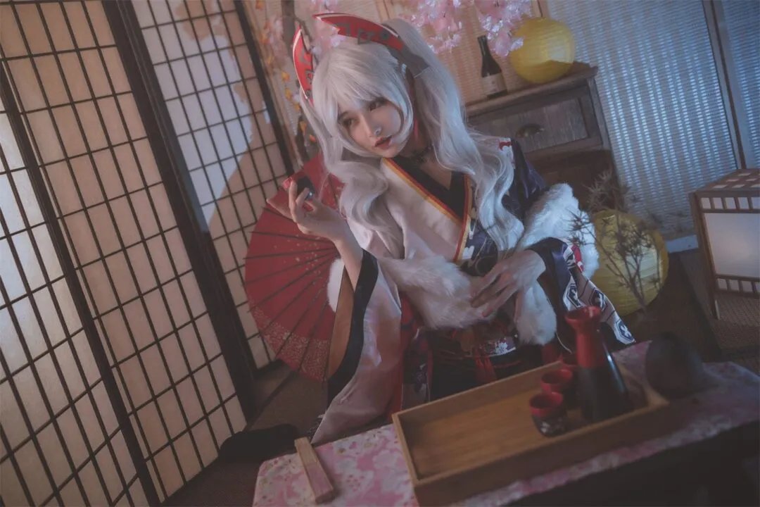 碧蓝航线 欧根亲王2cosplay-绝对领域