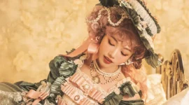 Lolita少女宫廷复古写真-绝对领域