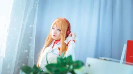 《刀剑神域》亚丝娜cosplay-绝对领域