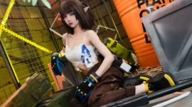 《明日方舟》森蚺cosplay-绝对领域
