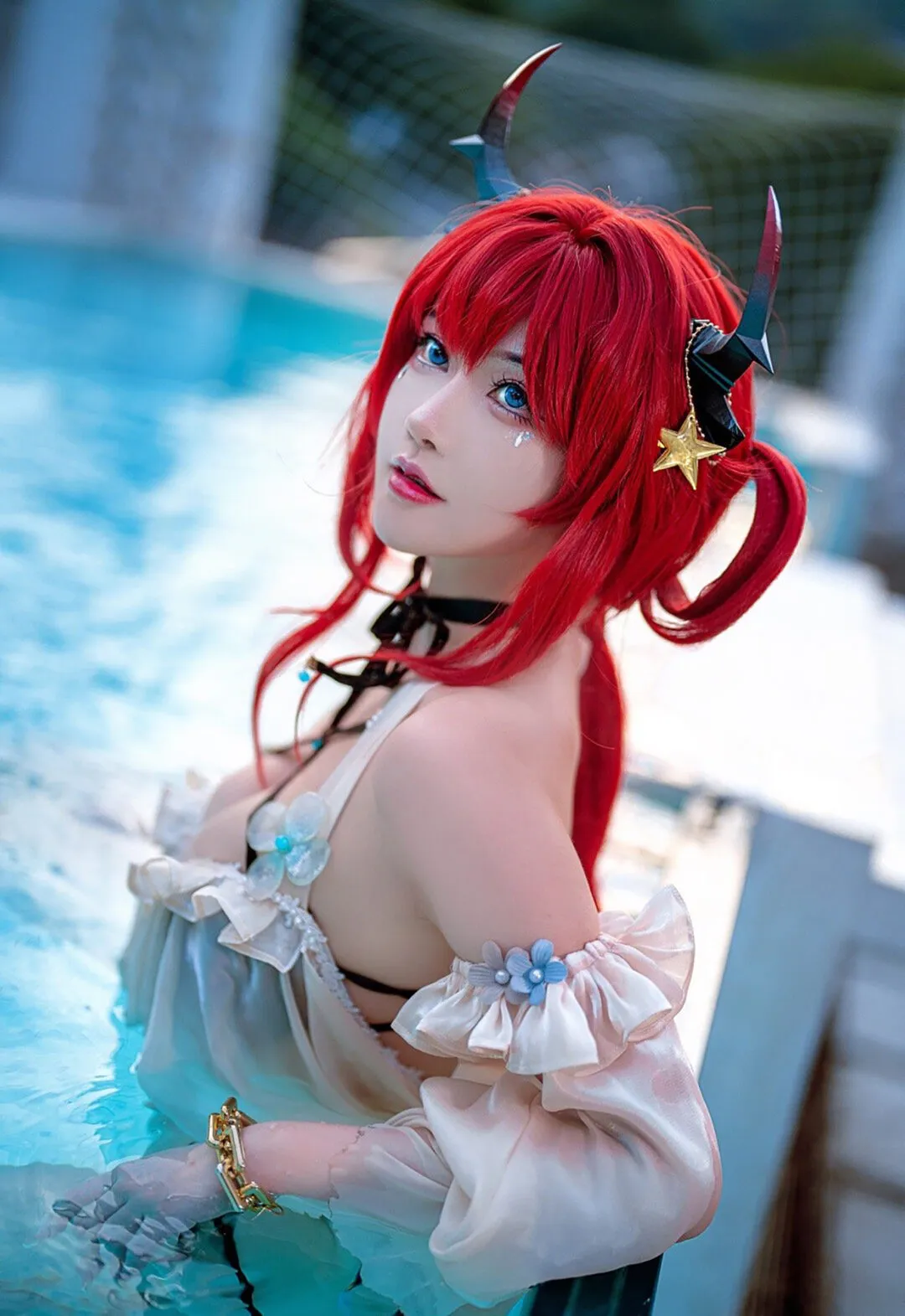《明日方舟》史尔特尔泳装cosplay-11