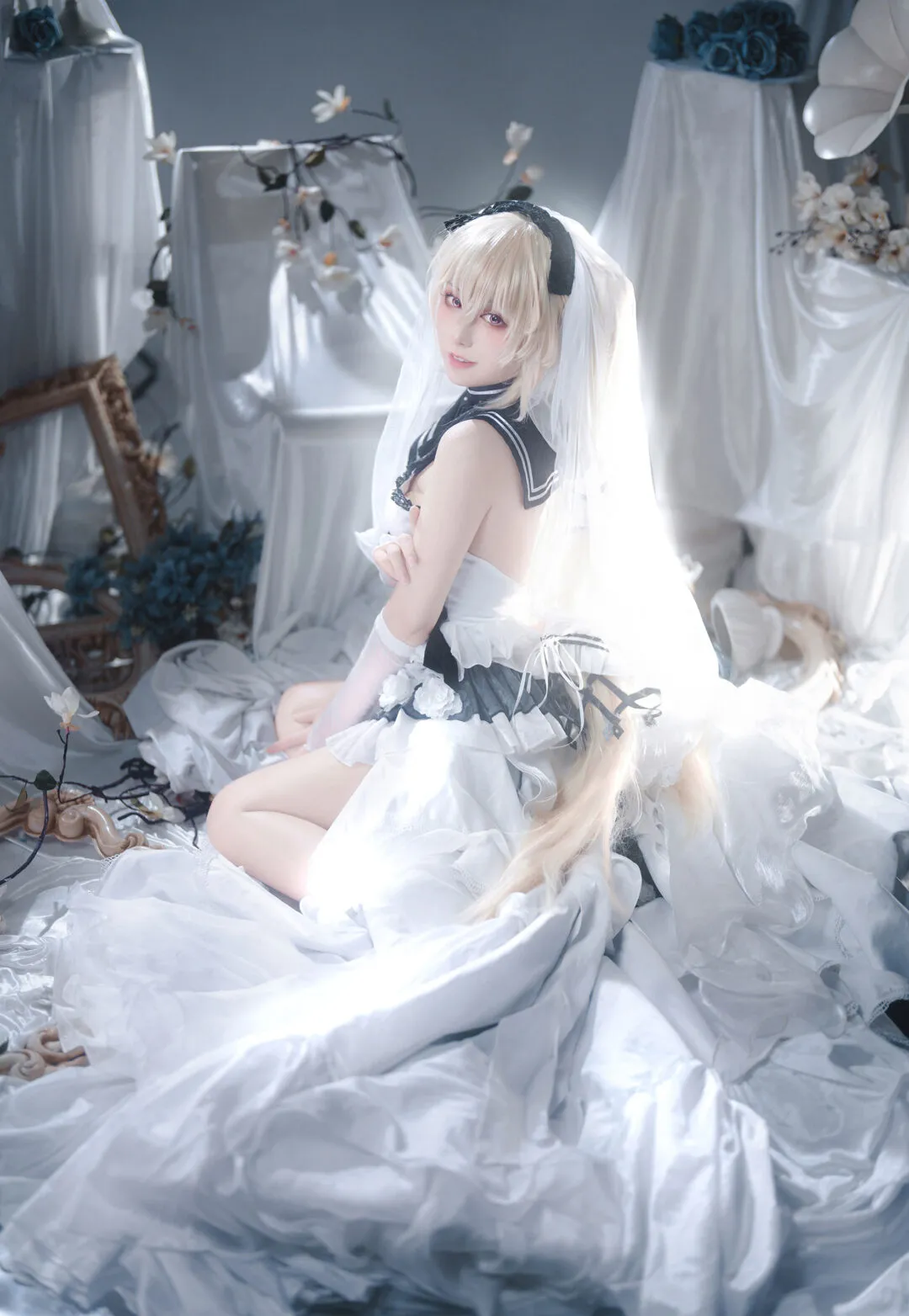 《碧蓝航线 》可畏 梳妆的大小姐cosplay-1