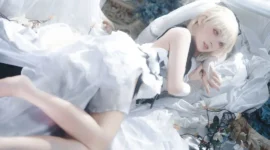 《碧蓝航线 》可畏 梳妆的大小姐cosplay-绝对领域