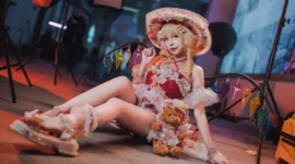 芙兰泳装cosplay-绝对领域