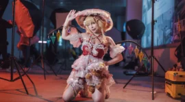 芙兰泳装cosplay-绝对领域