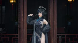 《蔚蓝档案》妃咲cosplay-绝对领域