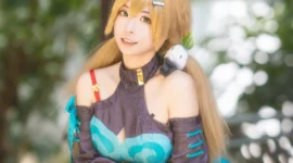 《崩坏:星穹铁道》青雀cosplay-绝对领域
