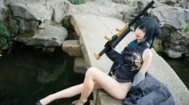 《蔚蓝档案》妃咲cosplay-绝对领域