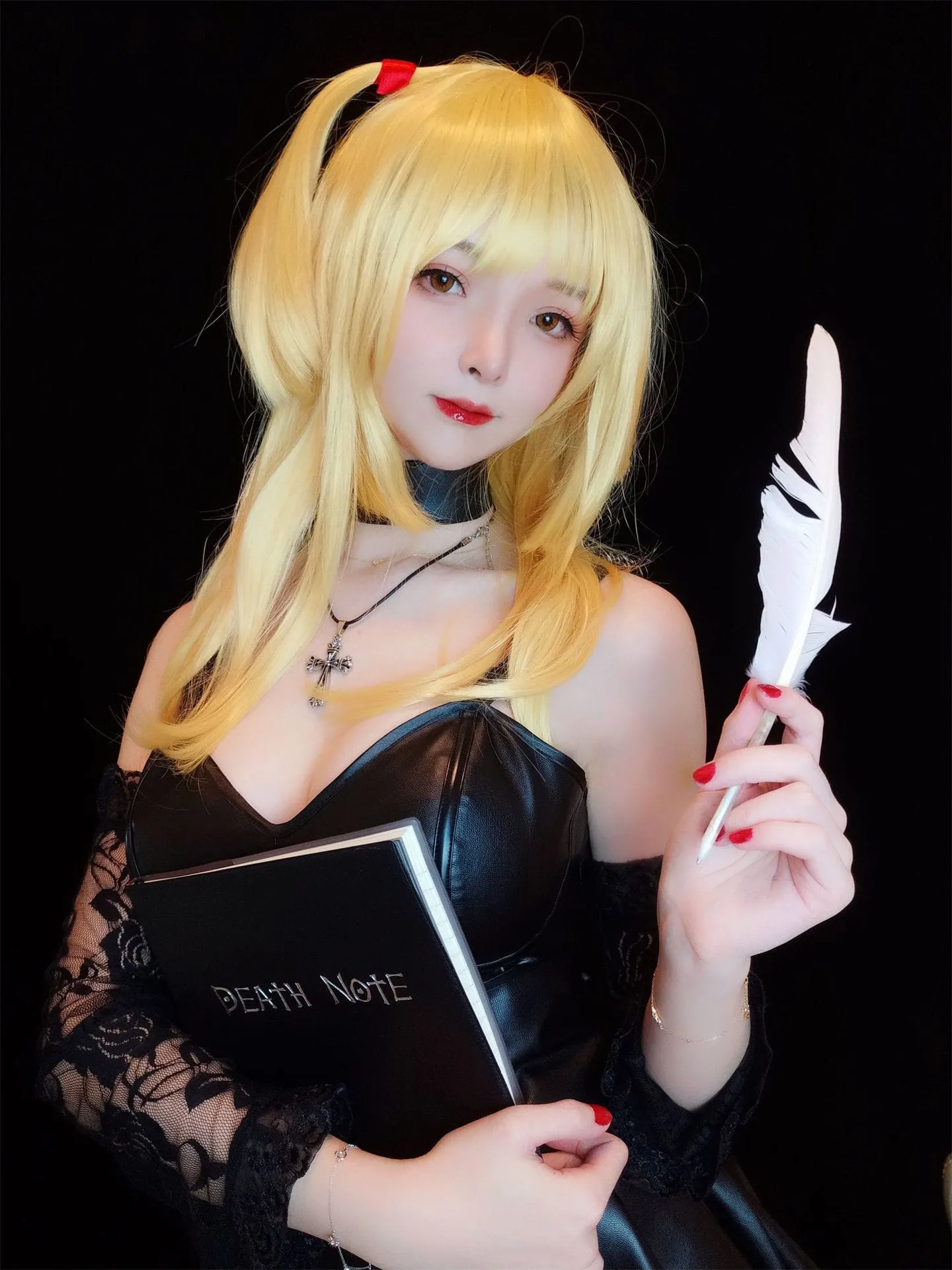 死亡笔记 弥海砂cosplay-绝对领域