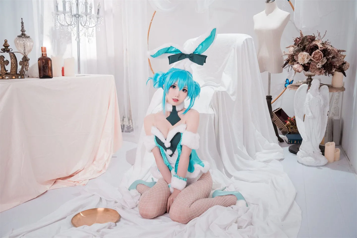 初音未来兔女郎cosplay-绝对领域