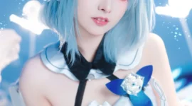 《崩坏3》格蕾修cosplay-绝对领域