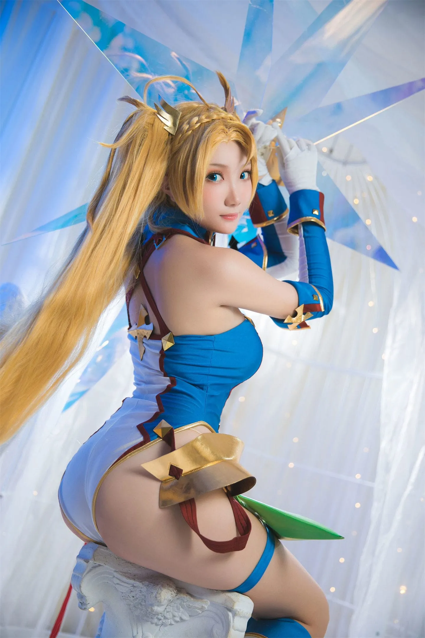 FGO 布拉达曼特翘臀cosplay-绝对领域