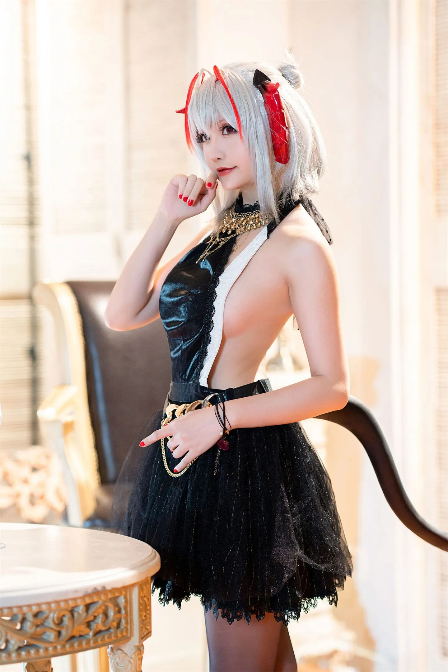 明日方舟 W cosplay-绝对领域