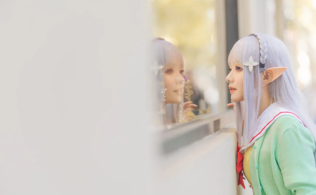 《re:从零开始的异世界生活》艾米莉亚cosplay-绝对领域