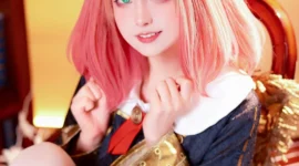 《间谍×过家家》阿尼亚·福杰cosplay-绝对领域