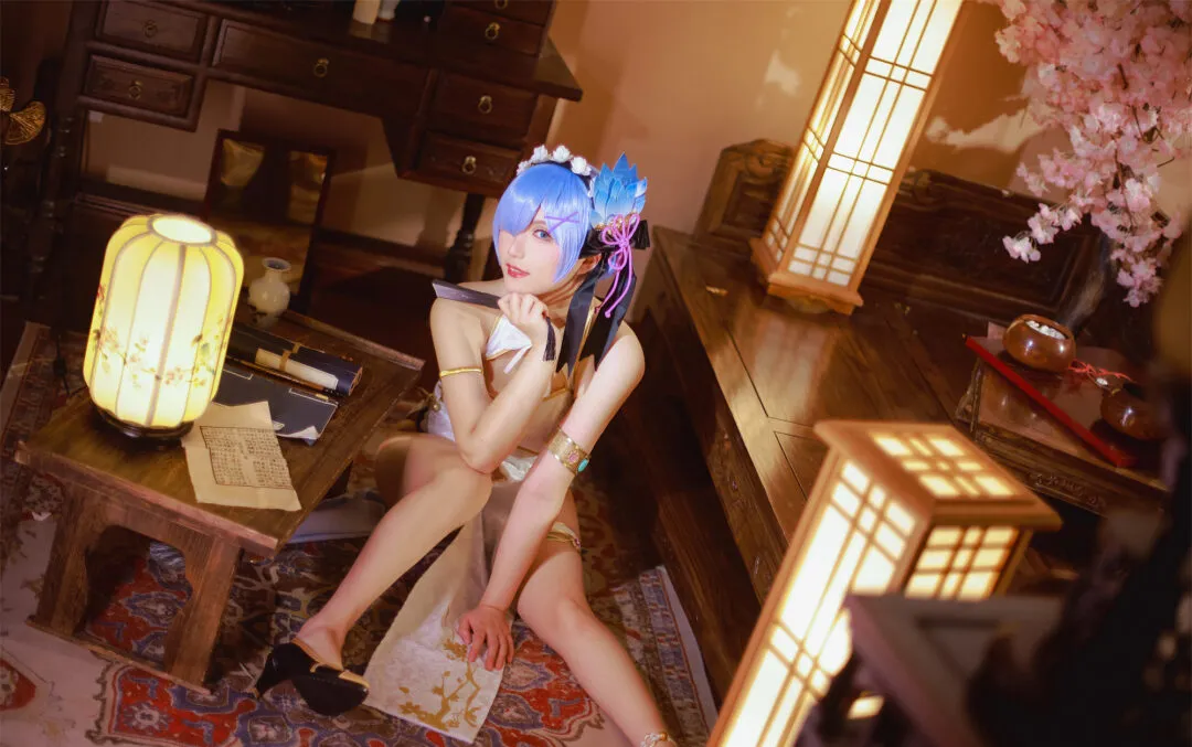 《re:从零开始的异世界生活》蕾姆cosplay-绝对领域
