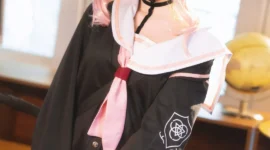 《蓝档案》下江小春cosplay-绝对领域