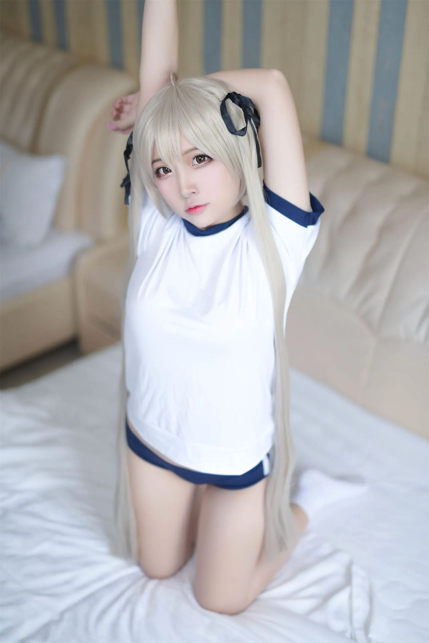 b8fd992ca19c5a2-1