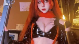 《胜利女神Nikke》小红帽cosplay-绝对领域
