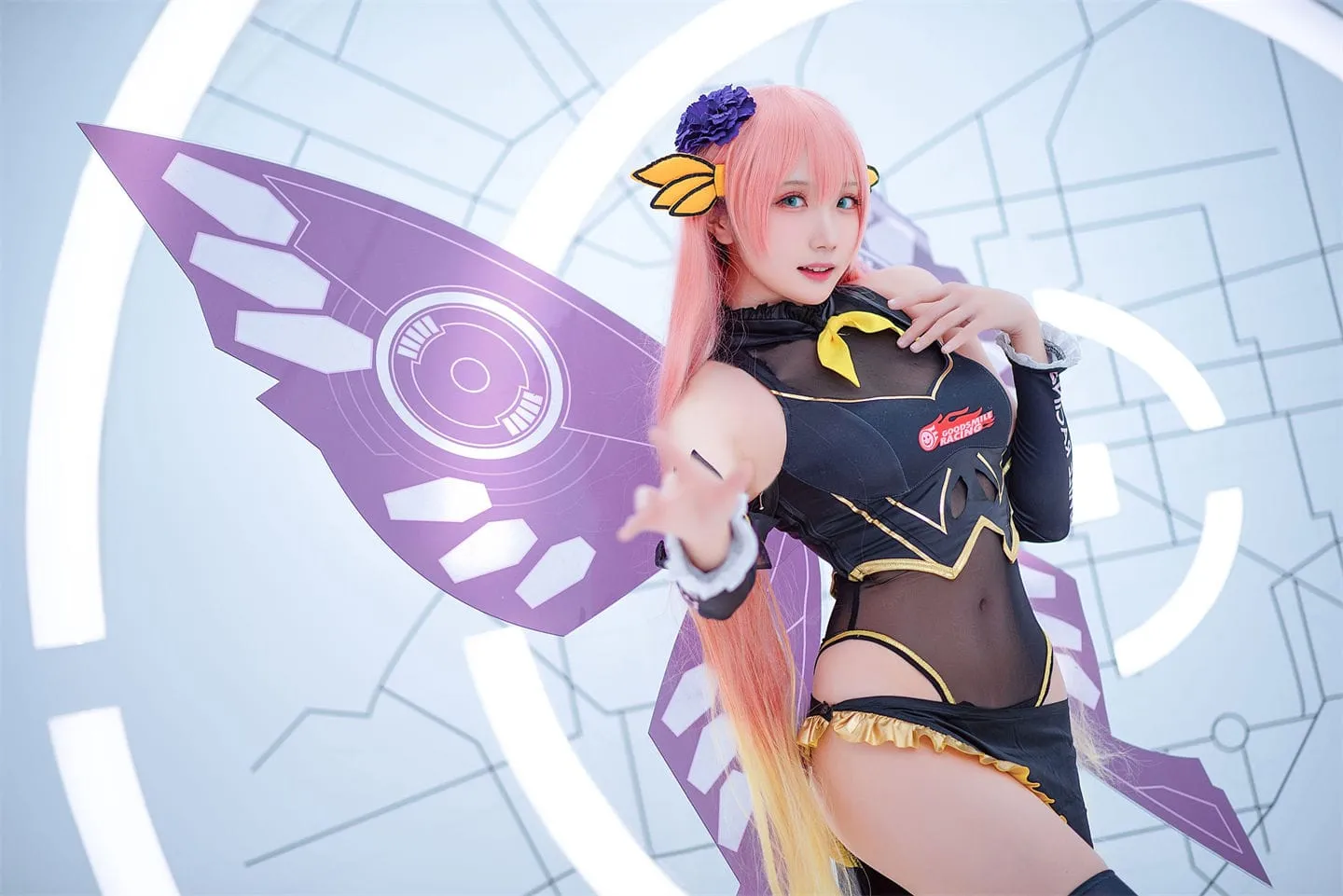 Luka 赛车女郎cosplay-绝对领域