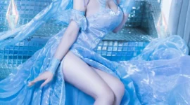 《从零开始的异世界生活》—爱蜜莉亚冰晶礼服cos-绝对领域