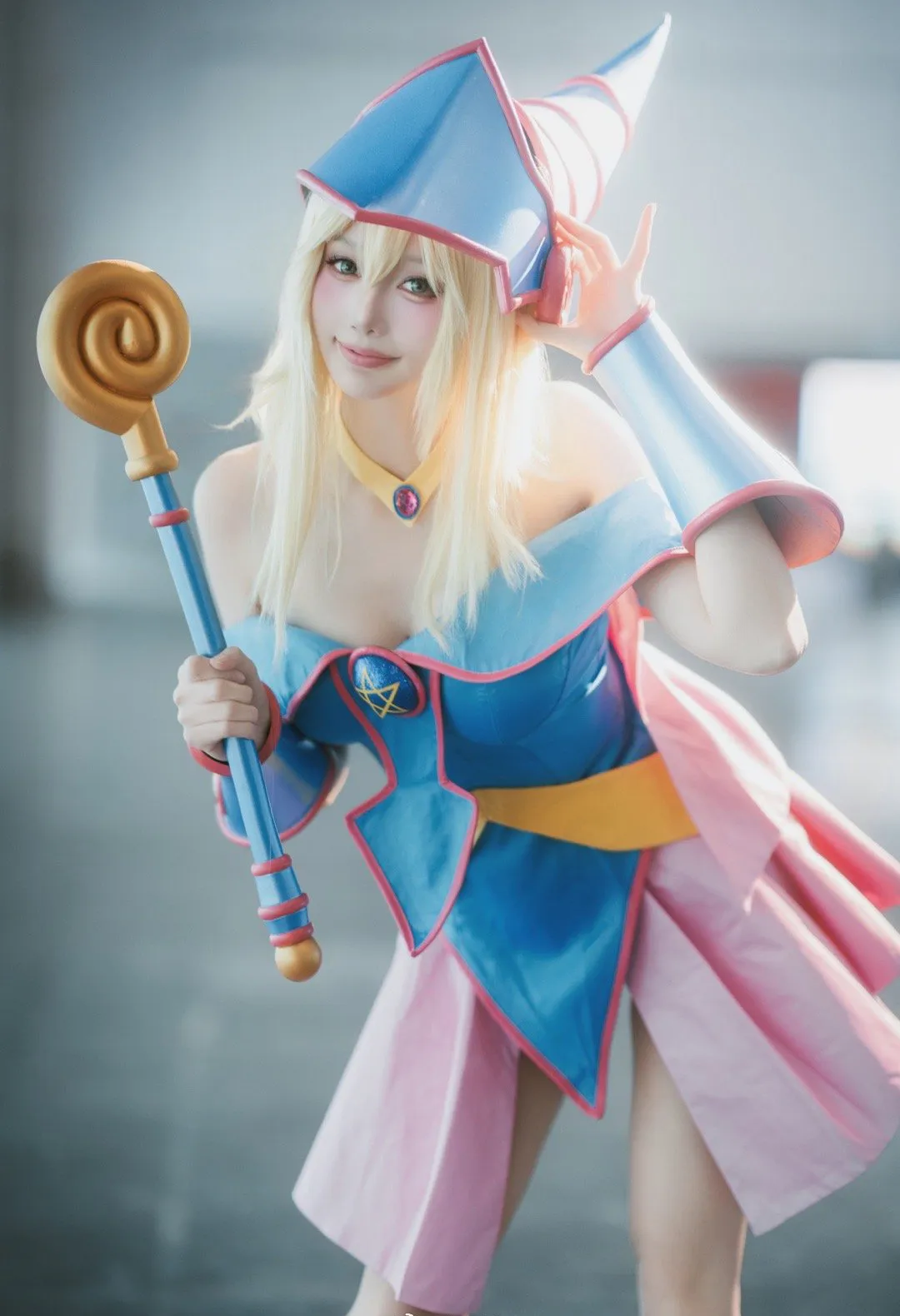 《游戏王》黑魔导女孩cosplay-绝对领域