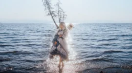 《东方Project》东风谷早苗cosplay-绝对领域