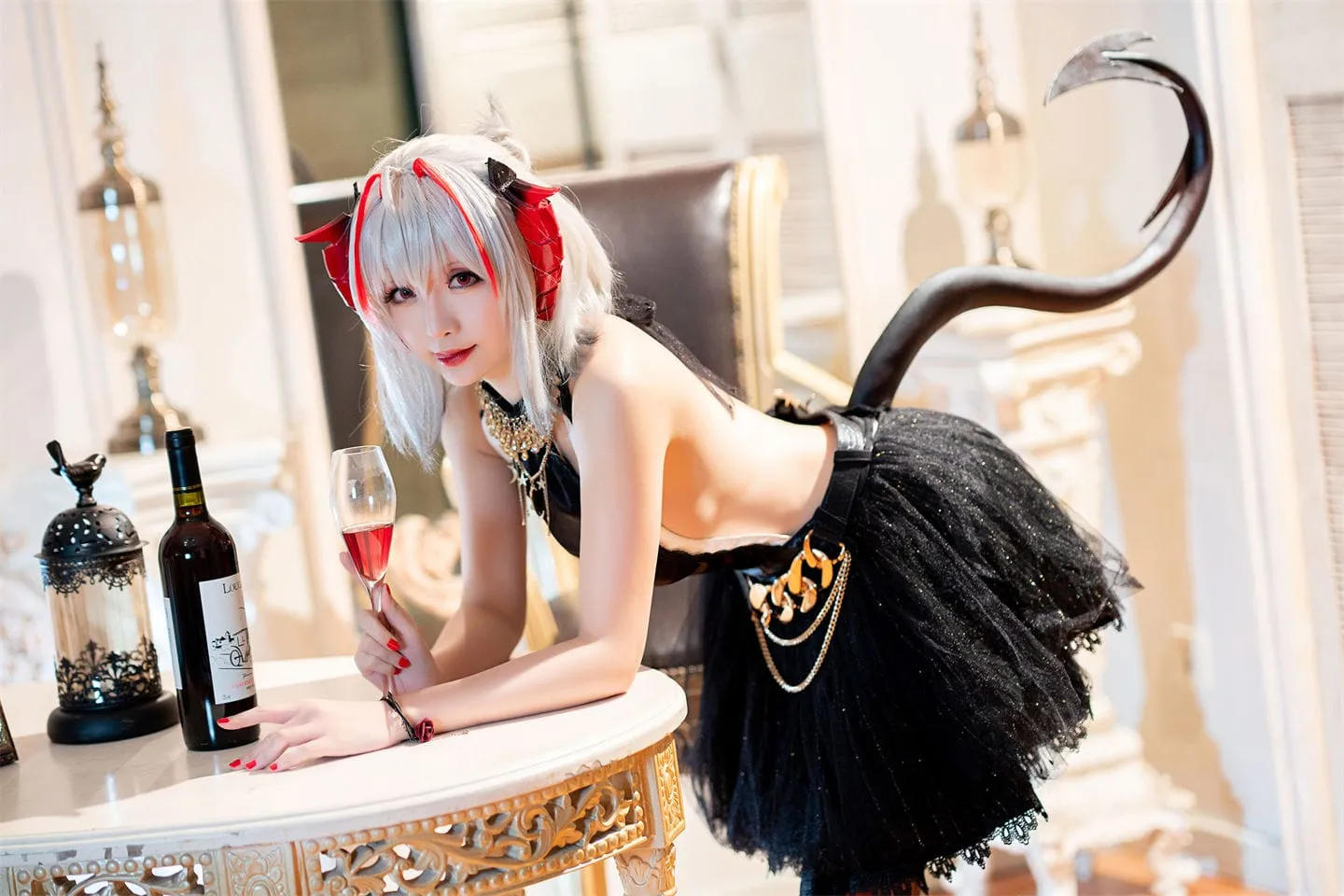 明日方舟 W cosplay-绝对领域