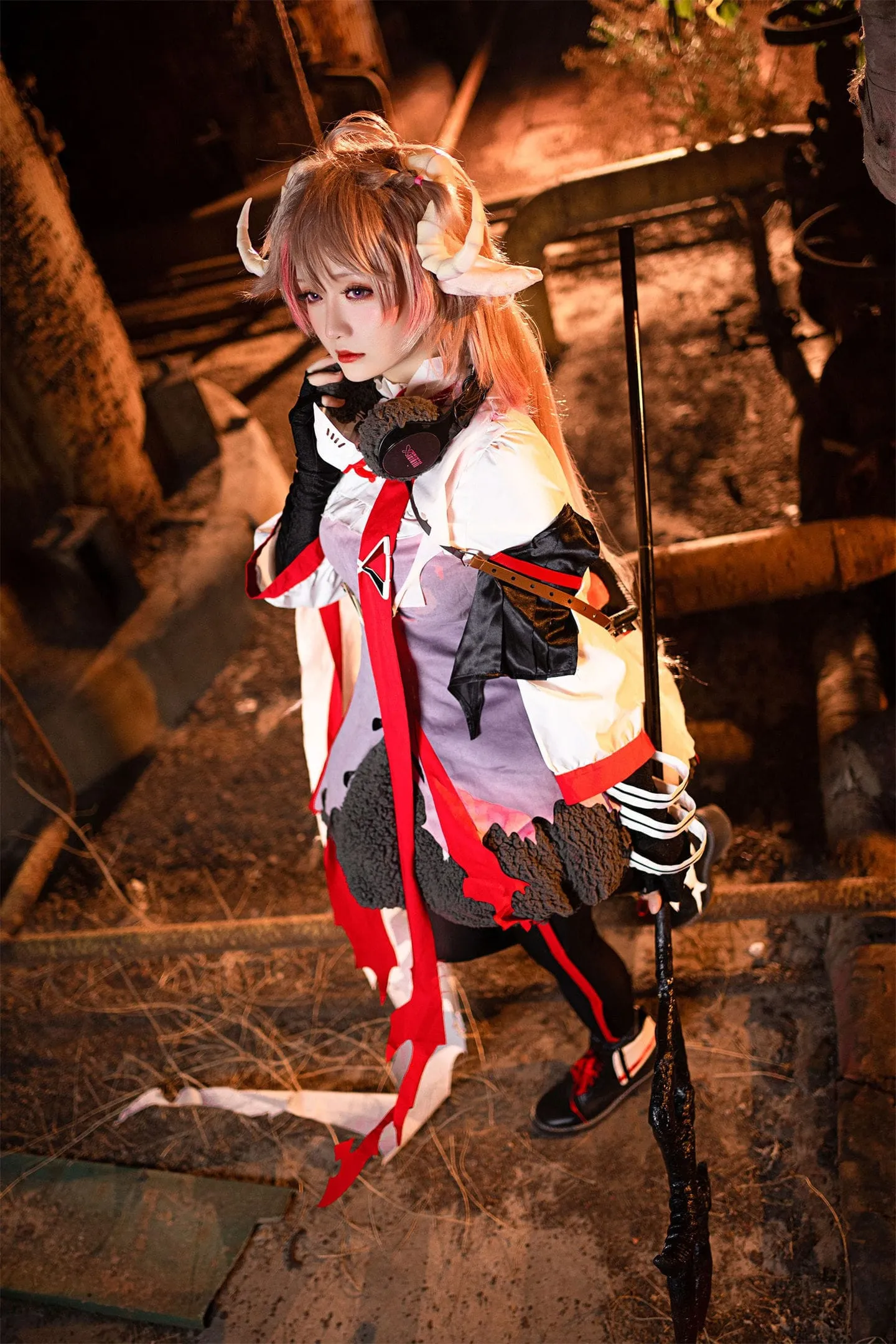 明日方舟 艾雅法拉cosplay-绝对领域