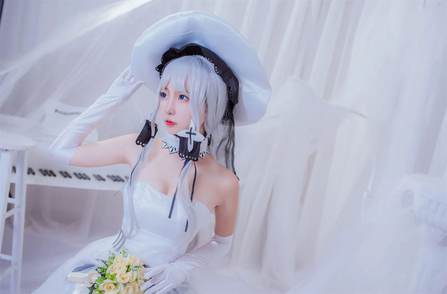 f5519b32c8b22bf-1