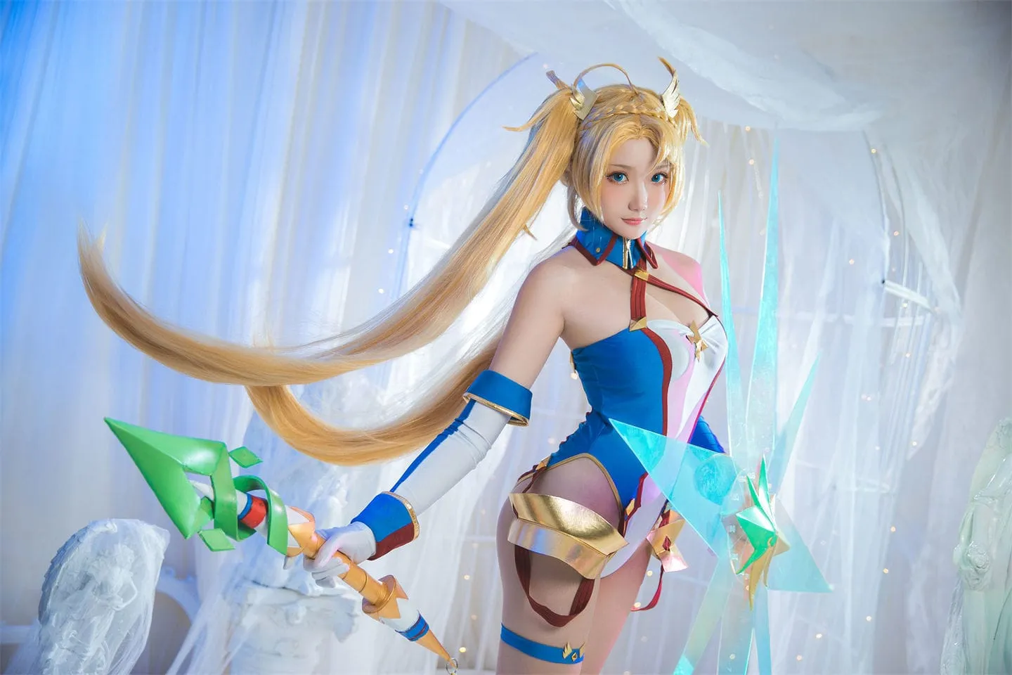 FGO 布拉达曼特翘臀cosplay-绝对领域