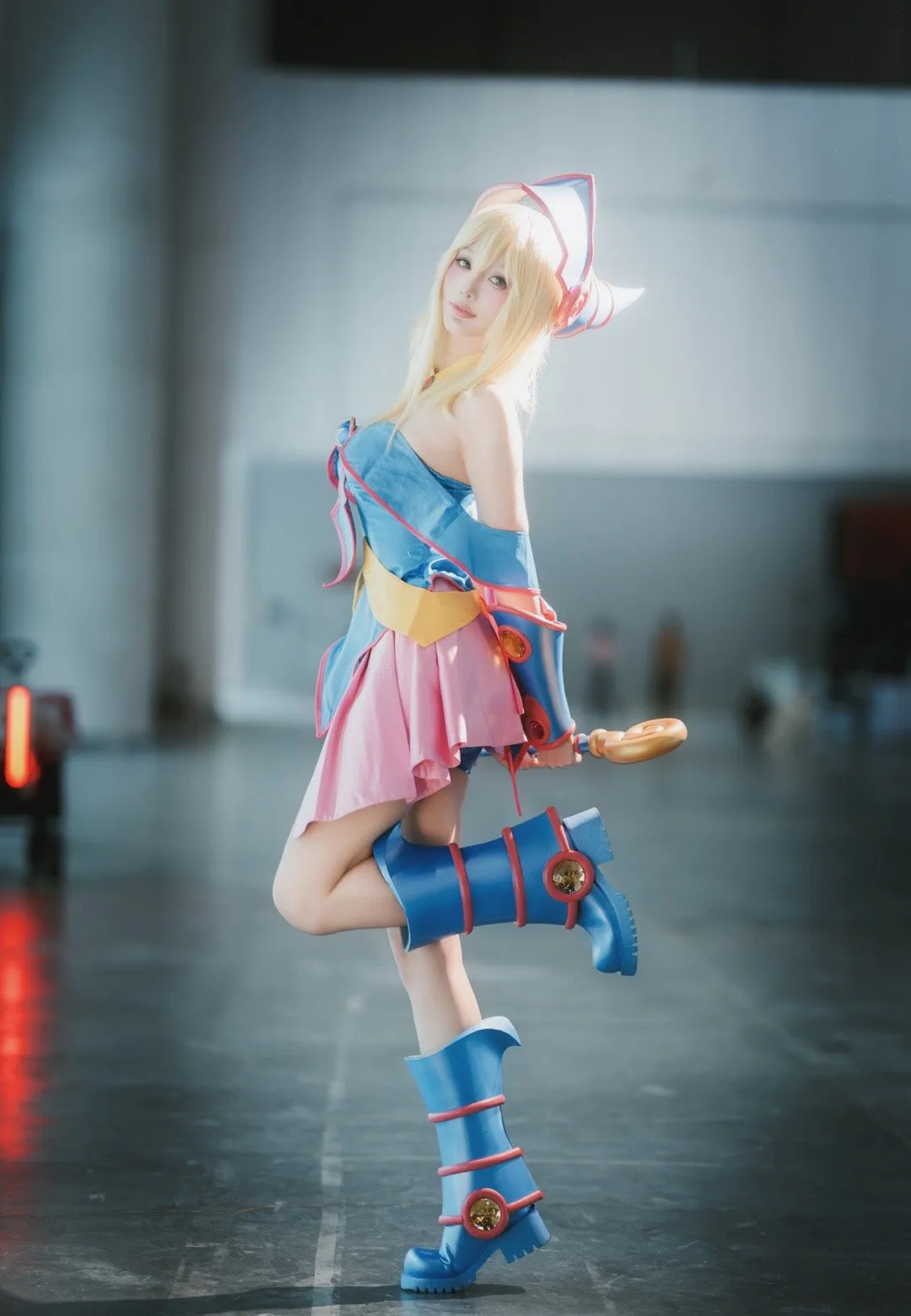 《游戏王》黑魔导女孩cosplay-绝对领域